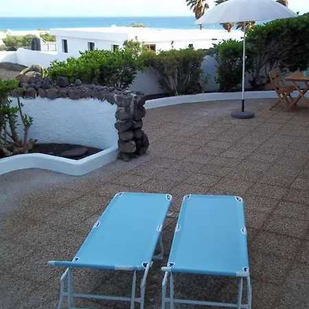 Feriehus Sleeps 4 Wifi Famara