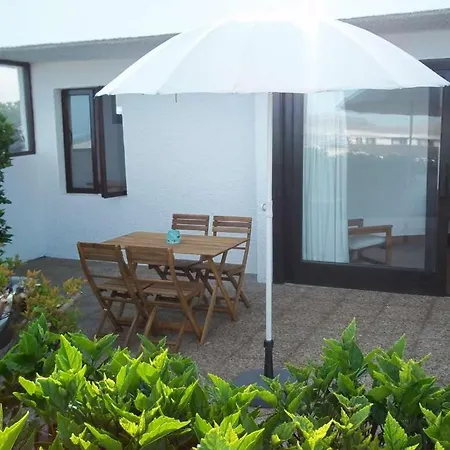 Sleeps 4 Wifi * Famara