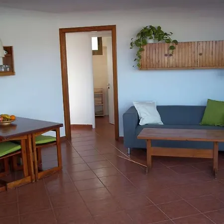 Sleeps 4 Wifi